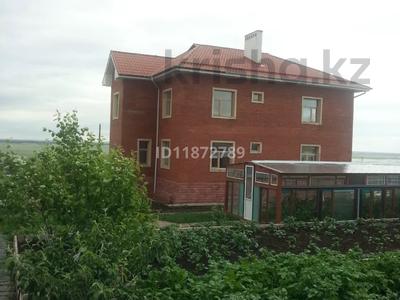 Отдельный дом · 7 комнат · 450 м² · 18 сот., Северная за 70 млн 〒 в Акколе