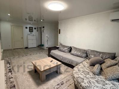 4-комнатная квартира · 81 м² · 4/5 этаж, мкр 4 30 за 25 млн 〒 в Уральске