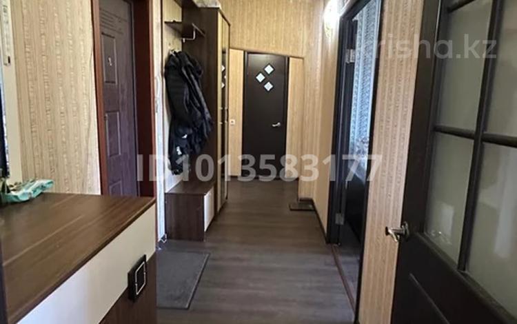 2-комнатная квартира · 54 м² · 4/9 этаж, мкр Юго-Восток, Мкр Гульдер 2 13 за 200 000 ₸ в Караганде, Казыбек би р-н — фото 2