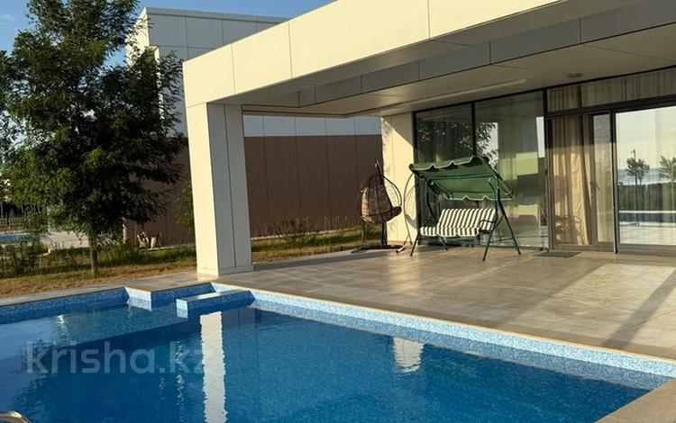 Отдельный дом · 4 комнаты · 250 м² · 10 сот., Теплый пляж за 165 млн ₸ в Актау — фото 2