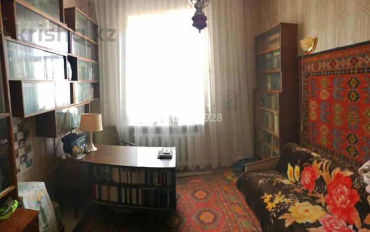 3-комнатная квартира · 61 м² · 2/2 этаж, Гурбы 49 — Угол Гурбы и Шакарима за 7.5 млн 〒 в Сатпаев — фото 10