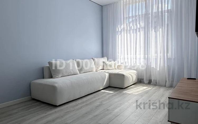 2-комнатная квартира · 42 м² · 11/17 этаж, Туран 50/2 за 300 000 ₸ в Астане, Есильский р-н — фото 2