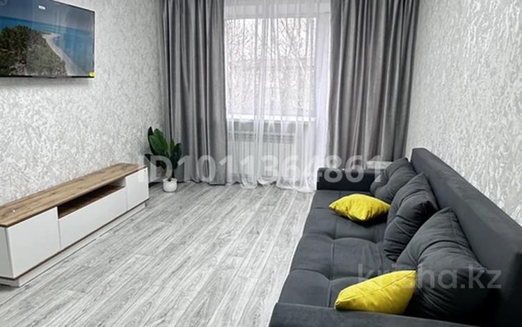 2-комнатная квартира · 44.5 м² · 5/5 этаж, мкр Новый Город, Бухар Жырау 79/2 за 250 000 〒 в Караганде, Казыбек би р-н — фото 2