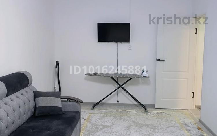 2-комнатная квартира · 48 м² · 3/5 этаж, 1мик 6 дом 11 за 220 000 ₸ в Жанатасе — фото 2