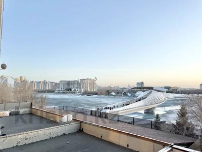 7-комнатная квартира · 250 м² · 4/6 этаж, Республики 3/2 за 1.7 млн ₸ в Астане, Сарыарка р-н