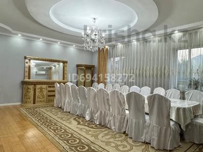 Тәулігіне жер үй мен саяжай жалға алу в Алматы: Жеке үй · 7 бөлме · 480 м², мкр Акжар, Бекешева, бағасы: 90 000 〒 Жеке үй · 7 бөлме · 480 м², мкр Акжар, Бекешева, бағасы: 90 000 〒 в Алматы, Наурызбайский р-н