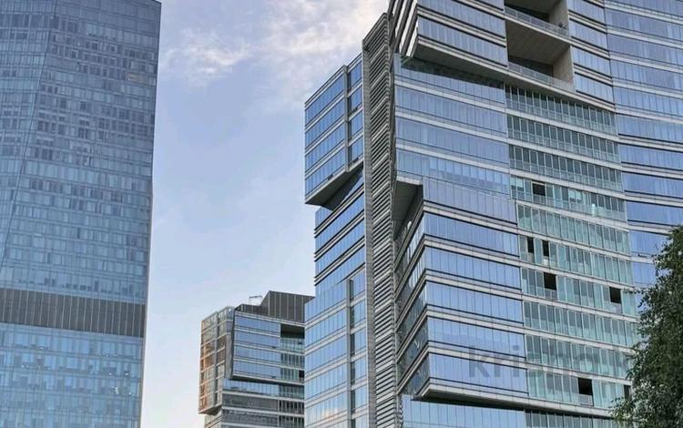 7-комнатная квартира · 350 м² · 16/22 этаж, Просп. Аль-Фараби за 710 млн ₸ в Алматы, Бостандыкский р-н — фото 19
