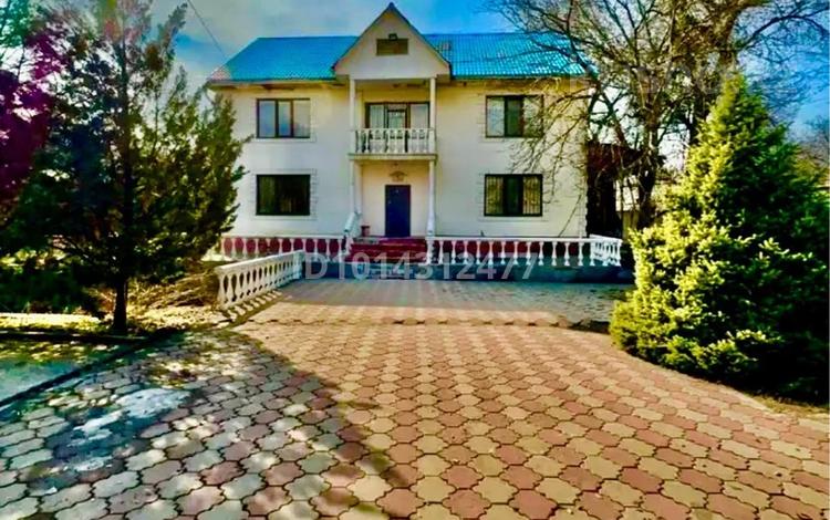 Отдельный дом · 5 комнат · 255.6 м² · 13.95 сот., мкр Калкаман-2 116а — Абая за 125 млн ₸ в Алматы, Наурызбайский р-н — фото 2
