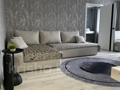 2-комнатная квартира · 46 м² · 4/5 этаж, Ауэзова 49б за 19 000 ₸ в Усть-Каменогорске, Ульбинский