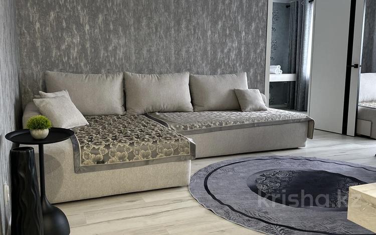 2-комнатная квартира · 46 м² · 4/5 этаж, Ауэзова 49б за 19 000 ₸ в Усть-Каменогорске, Ульбинский — фото 39