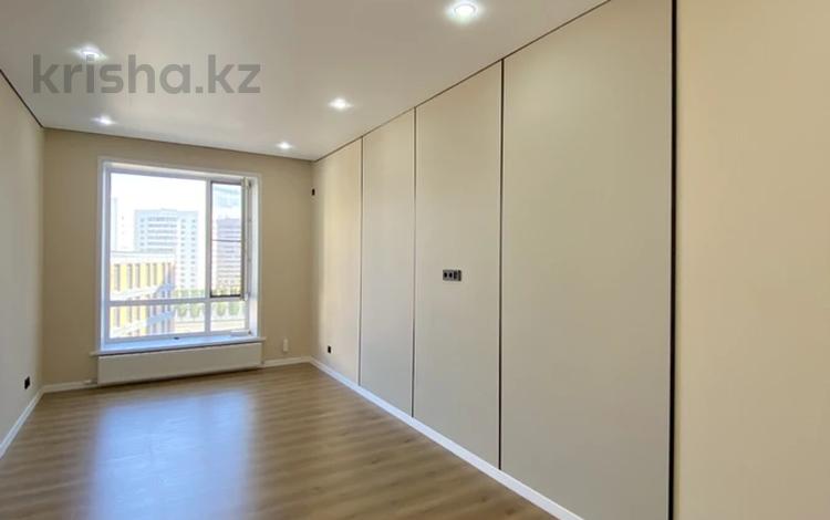 2-комнатная квартира · 66 м² · 5/12 этаж, Чингиз Айтматов — КАЗГЮУ КАЗУТБ за ~ 39 млн ₸ в Астане, Нура р-н — фото 2
