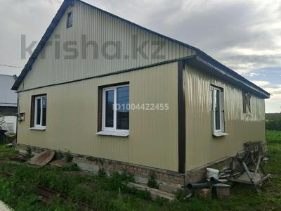 Отдельный дом · 3 комнаты · 90 м² · 10 сот., Дульского — Недалеко от трассы за 10.5 млн 〒 в Петропавловске