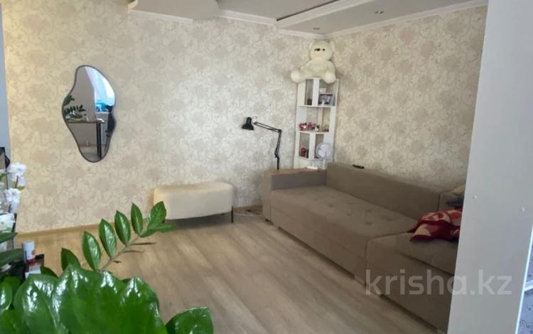 2-комнатная квартира · 44.2 м² · 5/5 этаж, проспект Абая за 18.8 млн ₸ в Костанае — фото 2