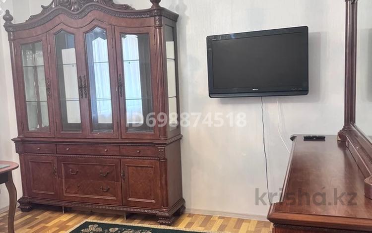 2-бөлмелі пәтер · 60 м² · 8/16 қабат · тәулік бойы, Кабанбай батыра 2/5, бағасы: 20 000 〒 в Астане, Есильский р-н — фото 2