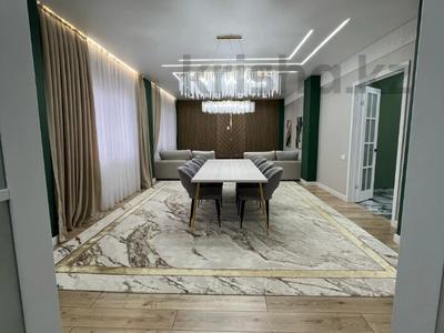 5-комнатная квартира · 243.8 м² · 2/15 этаж, Айтеке би 113 за 105 млн 〒 в Атырау