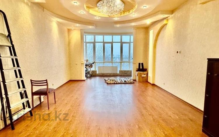 3-бөлмелі пәтер · 120 м² · 5/12 қабат, Шевченко, бағасы: 90 млн ₸ в Алматы, Алмалинский р-н — фото 4