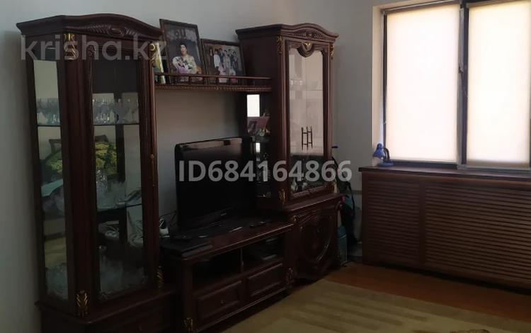 3-бөлмелі пәтер · 72 м² · 7/9 қабат, Тургут Озала 94, бағасы: 57 млн ₸ в Алматы, Алмалинский р-н — фото 2