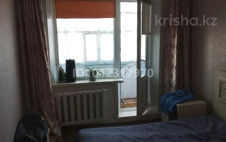 3-бөлмелі пәтер · 65 м² · 5/6 қабат, Камзина 28 — Камзина, бағасы: 12 млн ₸ в Аксу — фото 2