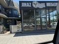 Магазины и бутики, салоны красоты, медцентры и аптеки, конференц-залы, кабинеты и рабочие места · 350 м² за 1.7 млн 〒 в Шымкенте, Аль-Фарабийский р-н — фото 2