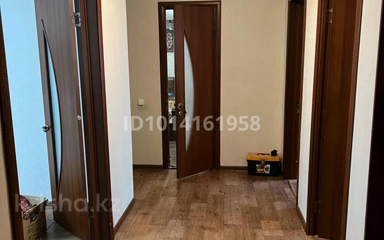 3-бөлмелі пәтер · 73 м² · 2/5 қабат, Қонаев ш/а. 66, бағасы: 31 млн ₸ в Уральске, мкр Кунаева — фото 2
