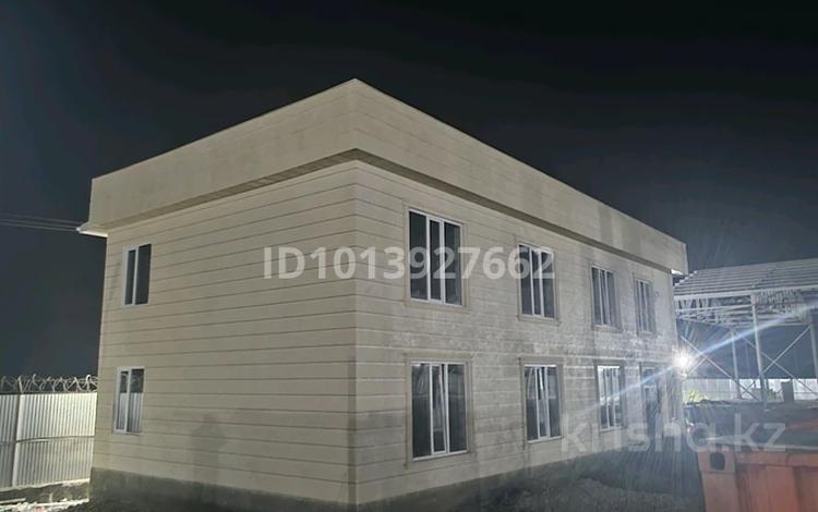 Офисы · 400 м² за 800 000 ₸ в  — фото 2