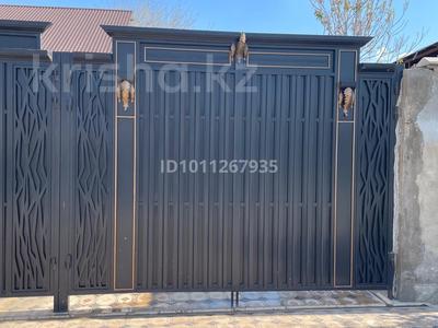 Отдельный дом · 6 комнат · 100 м² · 8 сот., Достык 61 — Магазин Сникерс за 40 млн ₸ в Шымкенте, Аль-Фарабийский р-н