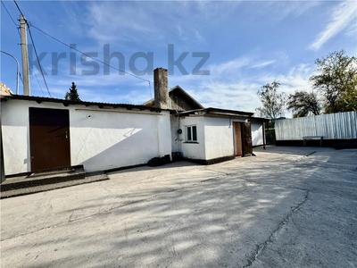 Часть дома · 3 комнаты · 76.7 м² · 6 сот., мкр Михайловка , Коцюбинского 1 за 20.2 млн 〒 в Караганде, Казыбек би р-н