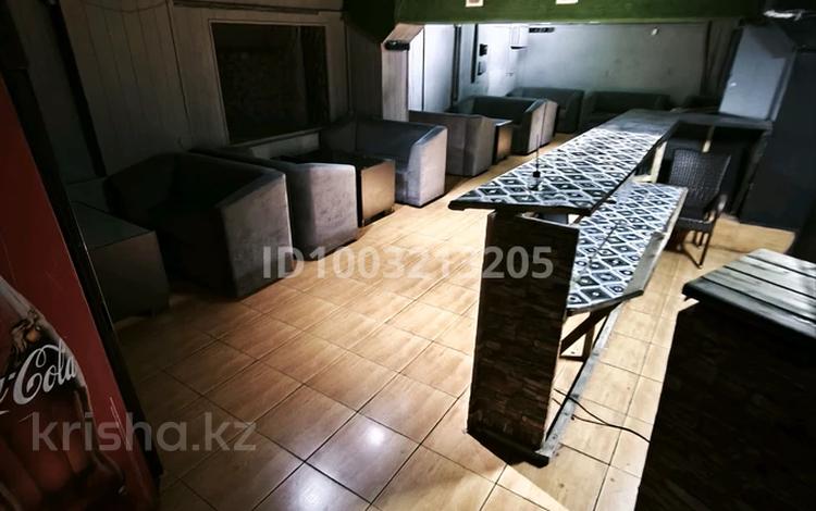 Свободное назначение, офисы, склады, общепит, салоны красоты, развлечения, кабинеты и рабочие места, студии · 70 м² за 250 000 〒 в Таразе — фото 2