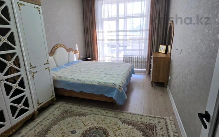 3-комнатная квартира · 87 м² · 1/5 этаж, Муканова 41/23 за 51 млн ₸ в Караганде, Казыбек би р-н — фото 2