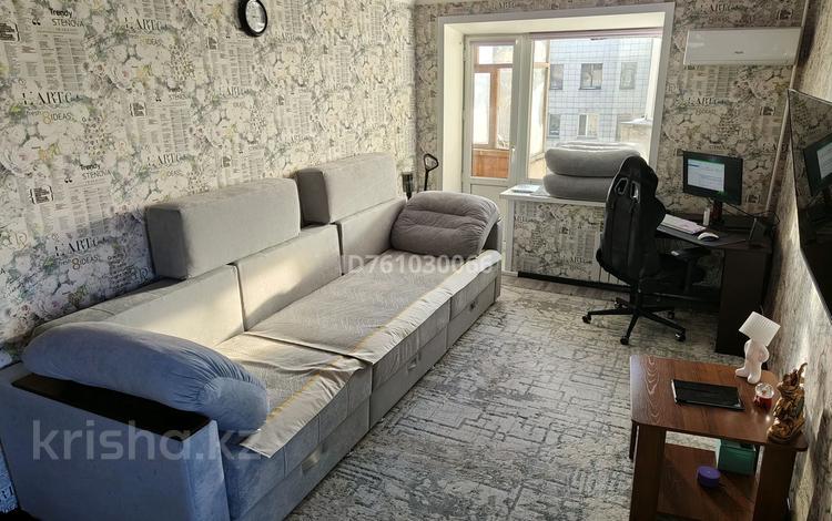 1-комнатная квартира · 35.7 м² · 9/9 этаж, Назарбаева 89 — Назарбаева - Толстого за 13.5 млн 〒 в Павлодаре — фото 2