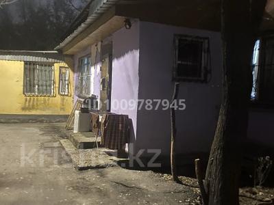 3-бөлмелі пәтер · 40 м² · 1/2 қабат, Чернышевского 47 — Сейфуллина Чернышевского, бағасы: 27 млн ₸ в Алматы, Турксибский р-н