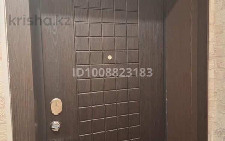 2-бөлмелі пәтер · 44.7 м² · 2/4 қабат, Шакарима 163а — ЖД вокзала, бағасы: 18 млн ₸ в Семее — фото 2