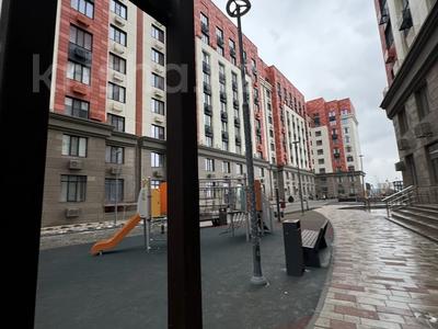 2-бөлмелі пәтер · 75 м² · 2/9 қабат, Нұрсая ш/а., Абулхайыр хана 74/1, бағасы: 350 000 ₸ в Атырау, мкр Нурсая