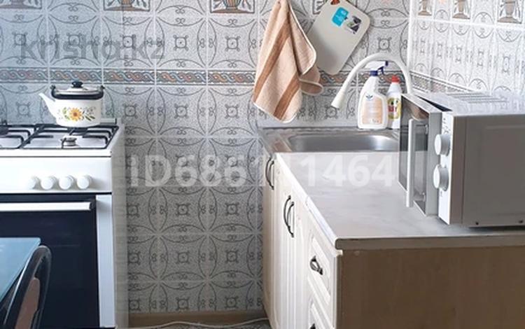 2-бөлмелі пәтер · 48 м² · 3/5 қабат, ул Гумарова 88 — Роддома, бағасы: 130 000 ₸ в Атырау, мкр Авангард-4 — фото 2