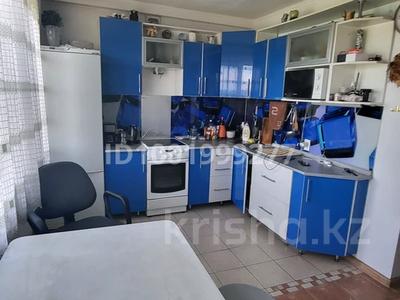 3-комнатная квартира · 69 м² · 4/5 этаж, Назарбаева 95 — Сауна poseidon за 180 000 〒 в Усть-Каменогорске, Ульбинский