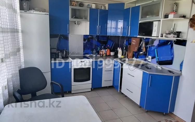 3-комнатная квартира · 69 м² · 4/5 этаж, Назарбаева 95 — Сауна poseidon за 180 000 〒 в Усть-Каменогорске, Ульбинский — фото 2