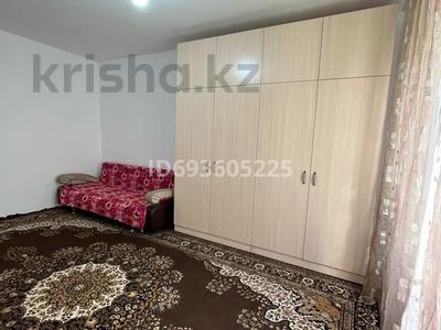 2-комнатный дом помесячно, 46 м², 1 сот., Осипенко за 200 000 〒 в Алматы, Турксибский р-н