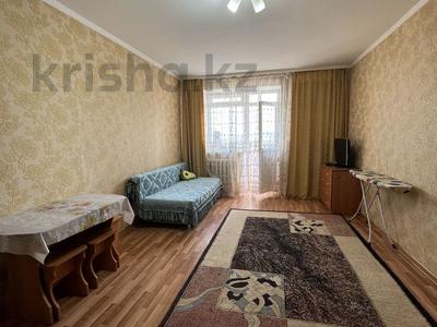 Продажа квартир в Астане: 1-комнатная квартира · 35 м² · 5/16 этаж, Тлендиева — Дом расположен за ТРЦ "Рахмет" за 14.5 млн 〒 1-комнатная квартира · 35 м² · 5/16 этаж, Тлендиева — Дом расположен за ТРЦ "Рахмет" за 14.5 млн 〒 в Астане, Сарыарка р-н