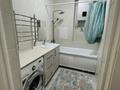 2-комнатная квартира · 80 м² · 8/9 этаж, 17-й мкр 29 — Жилой комплекс BS Residence расположен в одном из самых востребованных районов Актау — 17 микрорайоне, где создана комфортная городская среда для жизни. Дом находится в удачной локации: в пешей доступности есть всё необходимое для повседневной жизни. Рядом расположены продуктовые магазины, супермаркеты, аптеки, кафе, кофейни, отделения банков, салоны красоты, торговые объекты, а также крупные магазины бытовой техники и торговые центры. Для семей с детьми поблизости находятся детские сады и школа. (korter.kz⁠) ЖК находится всего чуть более чем в километре от побережья Каспийского моря, поэтому до набережной можно быстро добраться как пешком, так и на автомобиле. Удобные подъездные пути и развитая транспортная инфраструктура позволяют легко попасть в любую часть города. (korter.kz⁠) Сам комплекс BS Residence — современный жилой квартал с благоустроенной территорией, парковочными местами и развитой коммерческой инфраструктурой на первых этажах, что делает проживание максимально комфортным. (Krisha.kz⁠) Это отличный вариант для тех, кто ценит удобное расположение, развитую инфраструктуру и комфортную городскую жизнь, где всё необходимое находится буквально в нескольких минутах от дома. за 300 000 ₸ — фото 11
