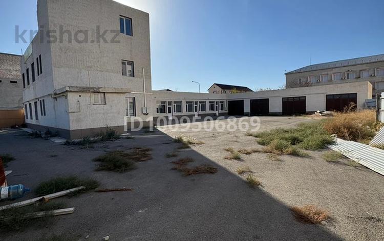 Офисы, магазины и бутики, склады · 624 м² за 120 млн 〒 в Актау, 3Б мкр — фото 2