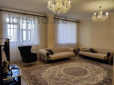 4-комнатная квартира · 127 м² · 11/19 этаж, Қалибек Қуанышбаева — Мечеть Хазрет Султан за 60 млн 〒 в Астане, Алматы р-н