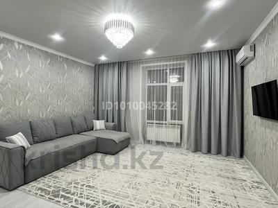 3-бөлмелі пәтер · 80 м² · 10/10 қабат, Микрорайон Байкена Ашимова 21, бағасы: 43.5 млн ₸ в Караганде