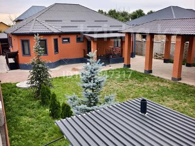 Жеке үй · 5 бөлме · 160 м² · 8 жүзд., Курмангазы 194 — Вдоль бака, бағасы: 65 млн ₸ в 