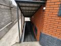 Отдельный дом · 5 комнат · 160 м² · 8 сот., Курмангазы 194 — Вдоль бака за 65 млн ₸ в  — фото 9