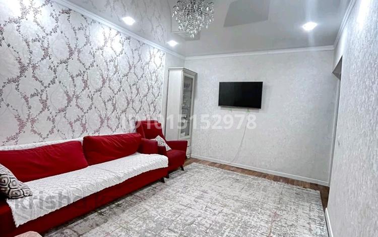 3-комнатная квартира · 60 м² · 2/5 этаж, мкр Жансая 35 за 20 млн ₸ в Таразе — фото 2