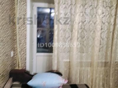 1-комнатная квартира · 35 м² · 4/5 этаж, Майкудук, Майкудук, 12й микрорайон 1 — Горняк за 9 000 ₸ в Караганде, Алихана Бокейханова р-н