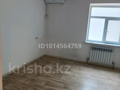 2 комнаты · 50 м² · 1 этаж, мкр Азат, Ақшадыра 11 — Мектеп 68 за 50 000 ₸ в Шымкенте, Енбекшинский р-н