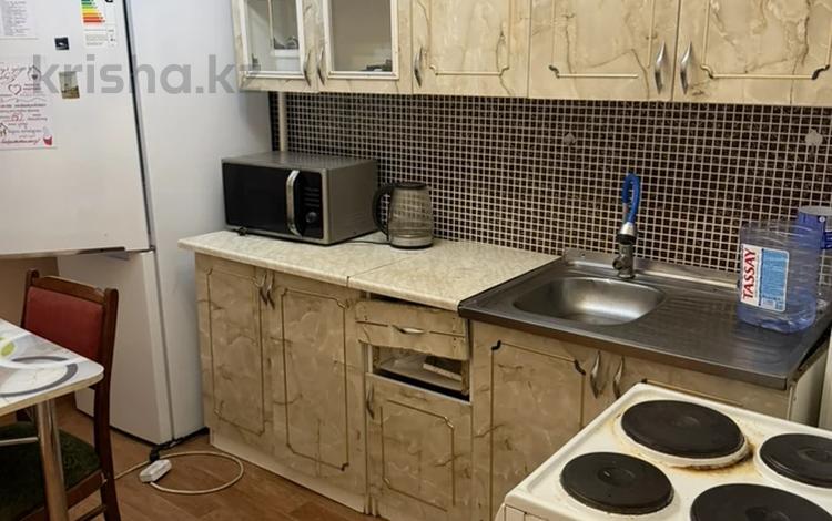 3-комнатная квартира · 69 м² · 4/9 этаж, Республики 18 за 220 000 ₸ в Караганде, Казыбек би р-н — фото 2