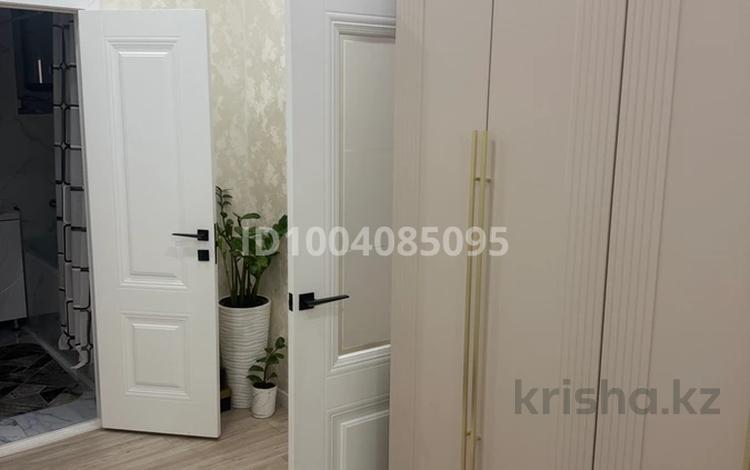 3-бөлмелі пәтер · 94 м² · 4/7 қабат, Толеби 17/2 — Айтиева, бағасы: 40 млн ₸ в Таразе — фото 2