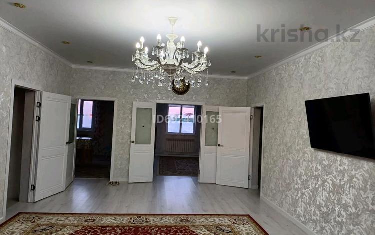 Отдельный дом • 3 комнаты • 162.2 м² • 10 сот., Маржанбулак за 26 млн 〒 в Актобе — фото 2